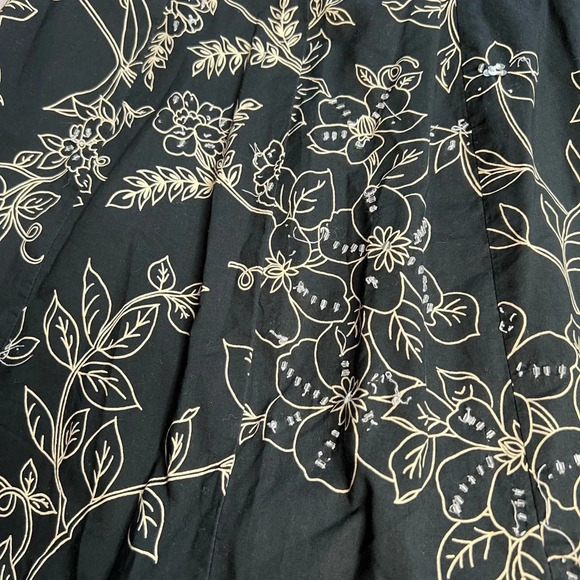 Ann Taylor LOFT Black Floral Sequins A-Line Skirt Size 4 Knee Length - Picture 9 of 12
